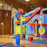 Holiday park Center Parcs Les Hauts De Bruyeres 3*