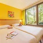 Center Parcs Les Hauts De Bruyeres פארק נופש 3*